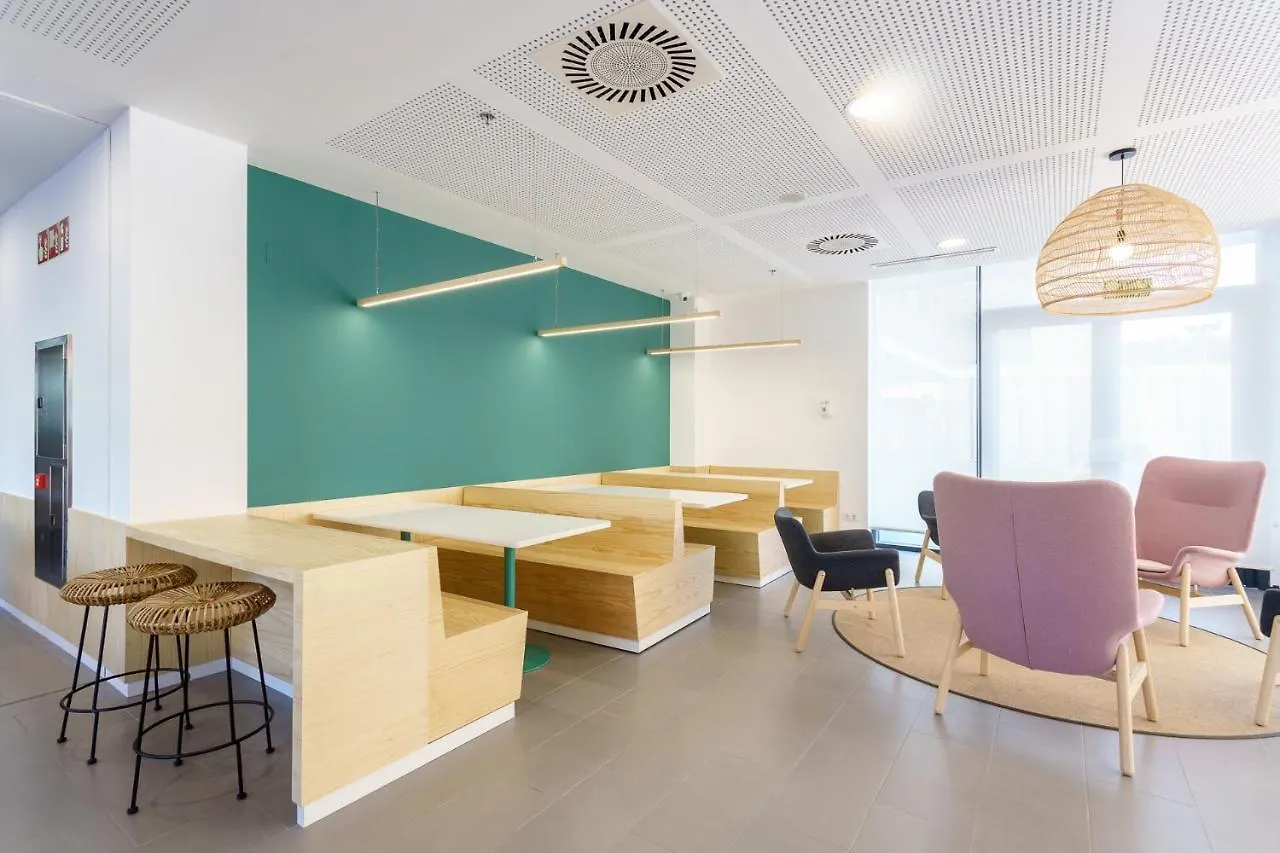 Residencia Universitaria Resa Campus Málaga Auberge de jeunesse